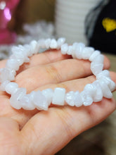 Load image into Gallery viewer, Moonstone Healing Bracelet Chip Bracelet Natural crystal Bracelet