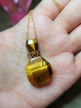 Load image into Gallery viewer, Natural Crystal perfume Bottle Necklace Tiger's Eye Stone