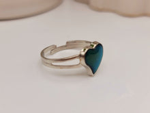 Load image into Gallery viewer, Changing Color Mood Stone Adjustable Ring | Cute trending Mood Ring Sunflower