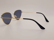 Load image into Gallery viewer, Retro Triangle Cat Eye Sunglasses | Cateye Sunglasses  Vintage Sunglasses