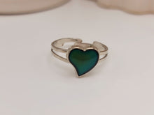 Load image into Gallery viewer, Changing Color Mood Stone Adjustable Ring | Cute trending Mood Ring Sunflower