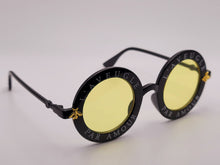 Load image into Gallery viewer, L’Aveugle Par Amour Round Bee Vintage Sunglasses | Trendy Sunglasses