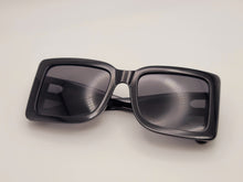Load image into Gallery viewer, Fashion Big Rectangle Unisex Luxury Sunglasses Vintage Punk Oversized