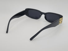 Load image into Gallery viewer, Popular Fashion Small Rectangle Women Luxury Sunglasses Vintage Punk