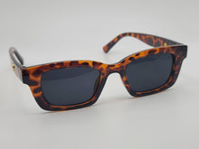 Load image into Gallery viewer, Popular Fashion Small Rectangle Women Luxury Sunglasses Vintage Punk