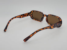 Load image into Gallery viewer, Popular Fashion Small Rectangle Women Luxury Sunglasses Vintage Punk