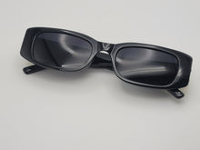 Load image into Gallery viewer, Popular Fashion Small Rectangle Women Luxury Sunglasses Vintage Punk