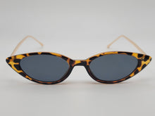 Load image into Gallery viewer, Popular Fashion Small Rectangle Women Luxury Sunglasses Vintage Punk