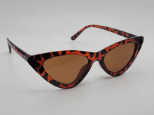 Load image into Gallery viewer, Retro Triangle Cat Eye Sunglasses | Cateye Sunglasses Vintage Sunglasses