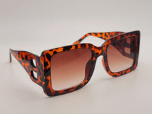 Load image into Gallery viewer, Fashion Big Rectangle Unisex Luxury Sunglasses Vintage Punk Oversized