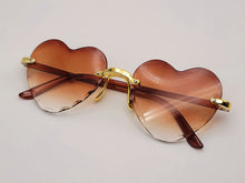 Load image into Gallery viewer, Lb diamond - Heart Shape Heart Sunglasses Retro Vintage Boho