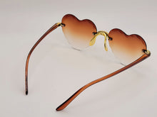 Load image into Gallery viewer, Lb diamond - Heart Shape Heart Sunglasses Retro Vintage Boho