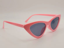Load image into Gallery viewer, Retro Triangle Cat Eye Sunglasses | Cateye Sunglasses Vintage Sunglasses