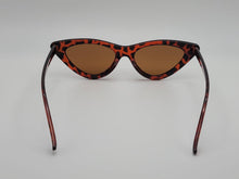 Load image into Gallery viewer, Retro Triangle Cat Eye Sunglasses | Cateye Sunglasses Vintage Sunglasses
