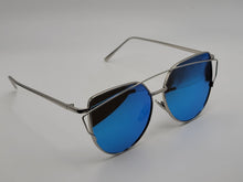 Load image into Gallery viewer, Retro Triangle Cat Eye Sunglasses | Cateye Sunglasses Vintage Sunglasses