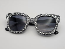 Load image into Gallery viewer, Fashion Black Rectangle Unisex Luxury Sunglasses Vintage Punk