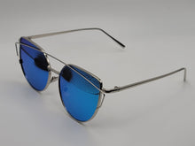 Load image into Gallery viewer, Retro Triangle Cat Eye Sunglasses | Cateye Sunglasses Vintage Sunglasses