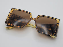 Load image into Gallery viewer, Tea Colored Big Rectangle Unisex Luxury Sunglasses Vintage Punk Oversized