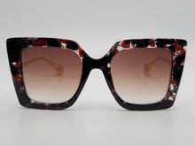Load image into Gallery viewer, Woman  Rectangle Unisex Luxury Sunglasses Vintage Punk