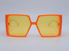 Load image into Gallery viewer, Popular Fashion Big Rectangle Women Luxury Sunglasses Vintage Shades UV400