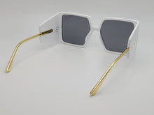 Load image into Gallery viewer, Popular Fashion Big Rectangle Women Luxury Sunglasses Vintage Shades UV400