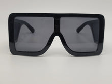 Load image into Gallery viewer, Popular Fashion Big Rectangle Women Luxury Sunglasses Vintage Shades UV400