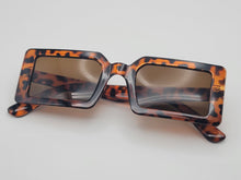 Load image into Gallery viewer, Fashion Brown Rectangle Unisex Luxury Sunglasses Vintage Punk