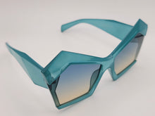 Load image into Gallery viewer, Popular Fashion Big Rectangle Women Luxury Sunglasses Vintage Shades UV400