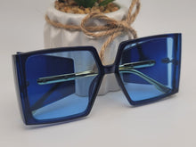 Load image into Gallery viewer, Popular Fashion Big Rectangle Women Luxury Sunglasses Vintage Shades UV400