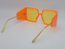 Load image into Gallery viewer, Popular Fashion Big Rectangle Women Luxury Sunglasses Vintage Shades UV400