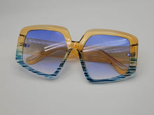 Load image into Gallery viewer, Popular Fashion Big Rectangle Women Luxury Sunglasses Vintage Shades UV400