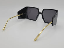 Load image into Gallery viewer, Popular Fashion Big Rectangle Women Luxury Sunglasses Vintage Shades UV400