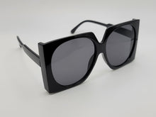 Load image into Gallery viewer, Popular Fashion Big Rectangle Women Luxury Sunglasses Vintage Shades UV400