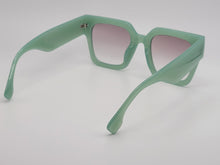Load image into Gallery viewer, Color Green Big Rectangle Unisex Luxury Sunglasses Vintage Punk Green Color