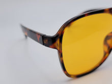 Load image into Gallery viewer, Fashion Med Frame Round Sunglasses Vintage | Trendy Sunglasses