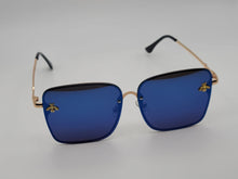 Load image into Gallery viewer, Blue Med Rectangle Unisex Luxury Sunglasses Vintage Punk Bright Blue