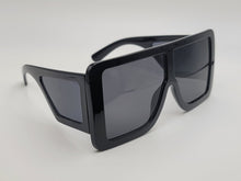 Load image into Gallery viewer, Popular Fashion Big Rectangle Women Luxury Sunglasses Vintage Shades UV400