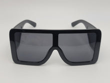 Load image into Gallery viewer, Popular Fashion Big Rectangle Women Luxury Sunglasses Vintage Shades UV400