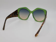 Load image into Gallery viewer, Popular Fashion Big Rectangle Women Luxury Sunglasses Vintage Shades UV400