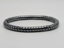 Load image into Gallery viewer, Hematite Bracelet: Elegant 6mm Beads, 19 CM - Perfect Gift for Her or Him