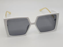 Load image into Gallery viewer, Popular Fashion Big Rectangle Women Luxury Sunglasses Vintage Shades UV400
