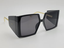 Load image into Gallery viewer, Popular Fashion Big Rectangle Women Luxury Sunglasses Vintage Shades UV400