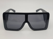 Load image into Gallery viewer, Popular Fashion Big Rectangle Women Luxury Sunglasses Vintage Shades UV400