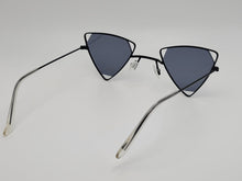 Load image into Gallery viewer, Retro Triangle Cat Eye Sunglasses | Cateye Sunglasses Vintage Sunglasses Steampunk