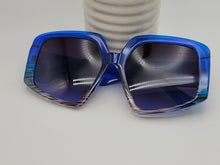 Load image into Gallery viewer, Popular Fashion Big Rectangle Women Luxury Sunglasses Vintage Shades UV400