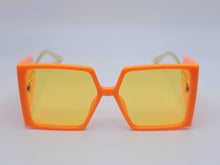 Load image into Gallery viewer, Popular Fashion Big Rectangle Women Luxury Sunglasses Vintage Shades UV400