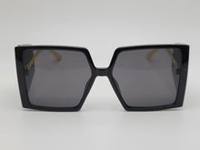 Load image into Gallery viewer, Popular Fashion Big Rectangle Women Luxury Sunglasses Vintage Shades UV400