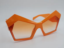 Load image into Gallery viewer, Popular Fashion Big Rectangle Women Luxury Sunglasses Vintage Shades UV400