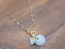 Load image into Gallery viewer, Milky Quartz Handmade Shirt Necklace Gold Tone Bag Necklace