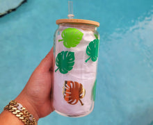 Load image into Gallery viewer, Monstera leaf beer can glass, iced coffee glass, Beer glass, libbey glass, 16 OZ